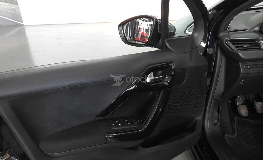 Peugeot 208 1.6 HDi 75 White Edition