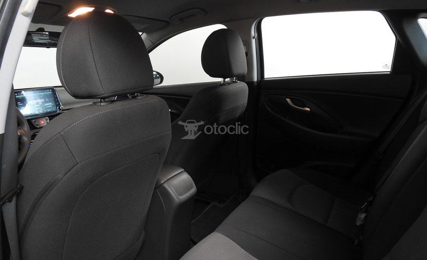 Hyundai i30 1.6 CRDI 136 Inventive 7DCT