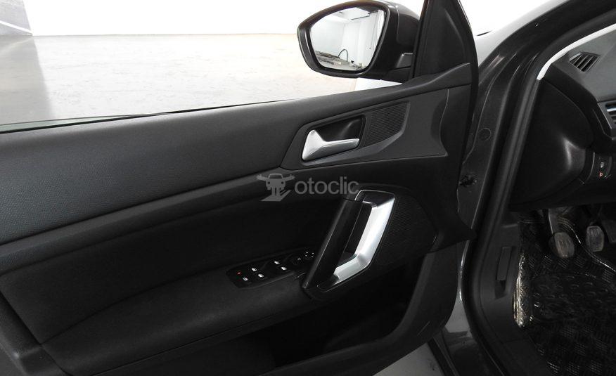 Peugeot 308 1.6 e-HDi 115 Allure