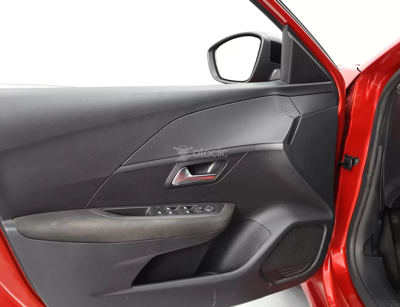 Peugeot 208 1.5 BlueHDi STT 130 EAT8 Active Pack