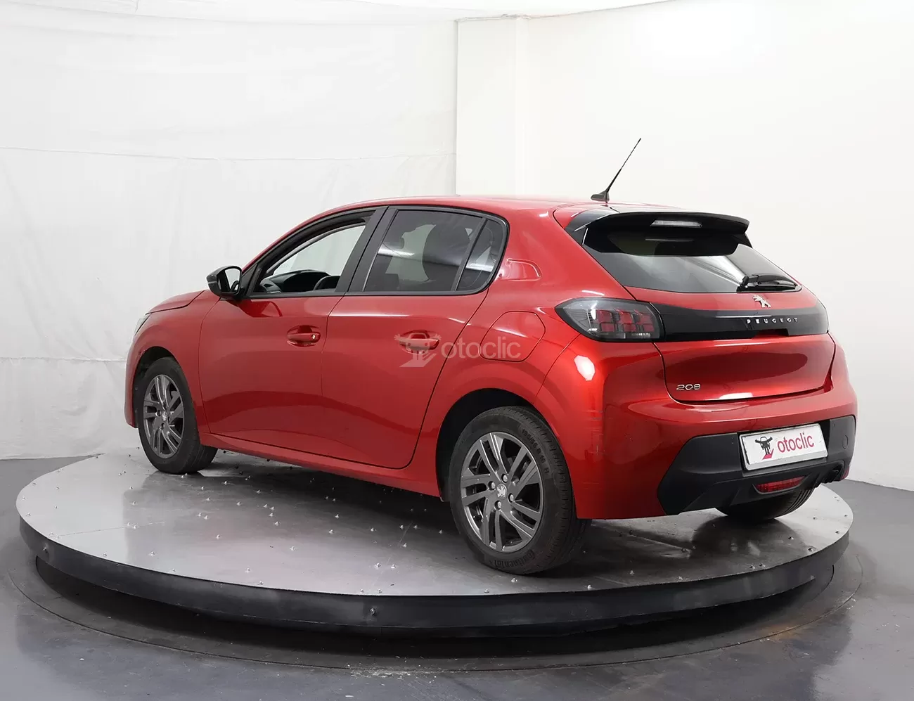 Peugeot 208 1.5 BlueHDi STT 130 EAT8 Active Pack