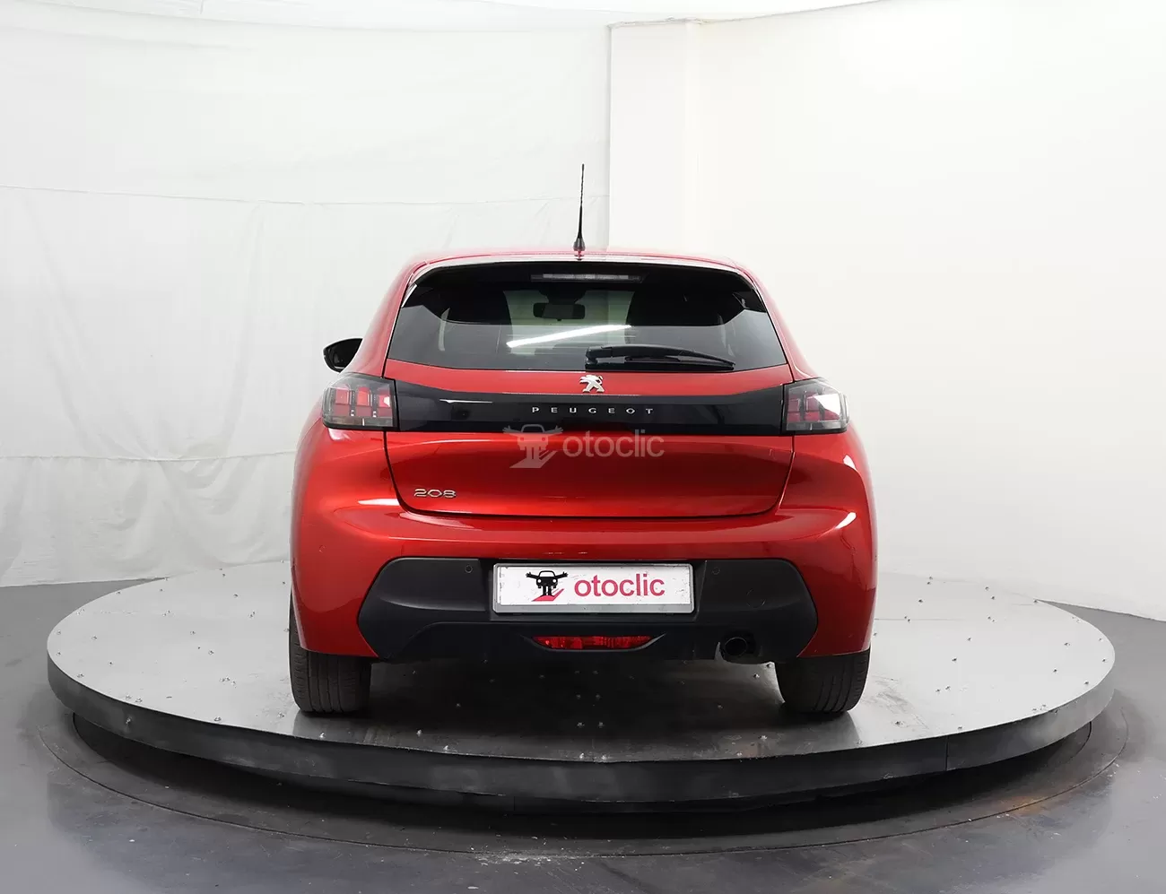 Peugeot 208 1.5 BlueHDi STT 130 EAT8 Active Pack