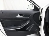 Mercedes-Benz GLA 200 D Urban