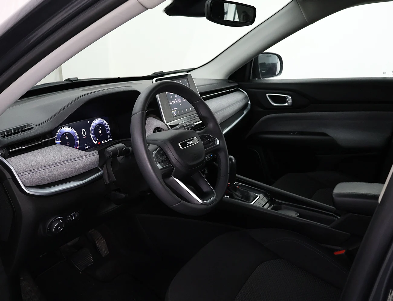 Jeep Compass 1.5 longitude