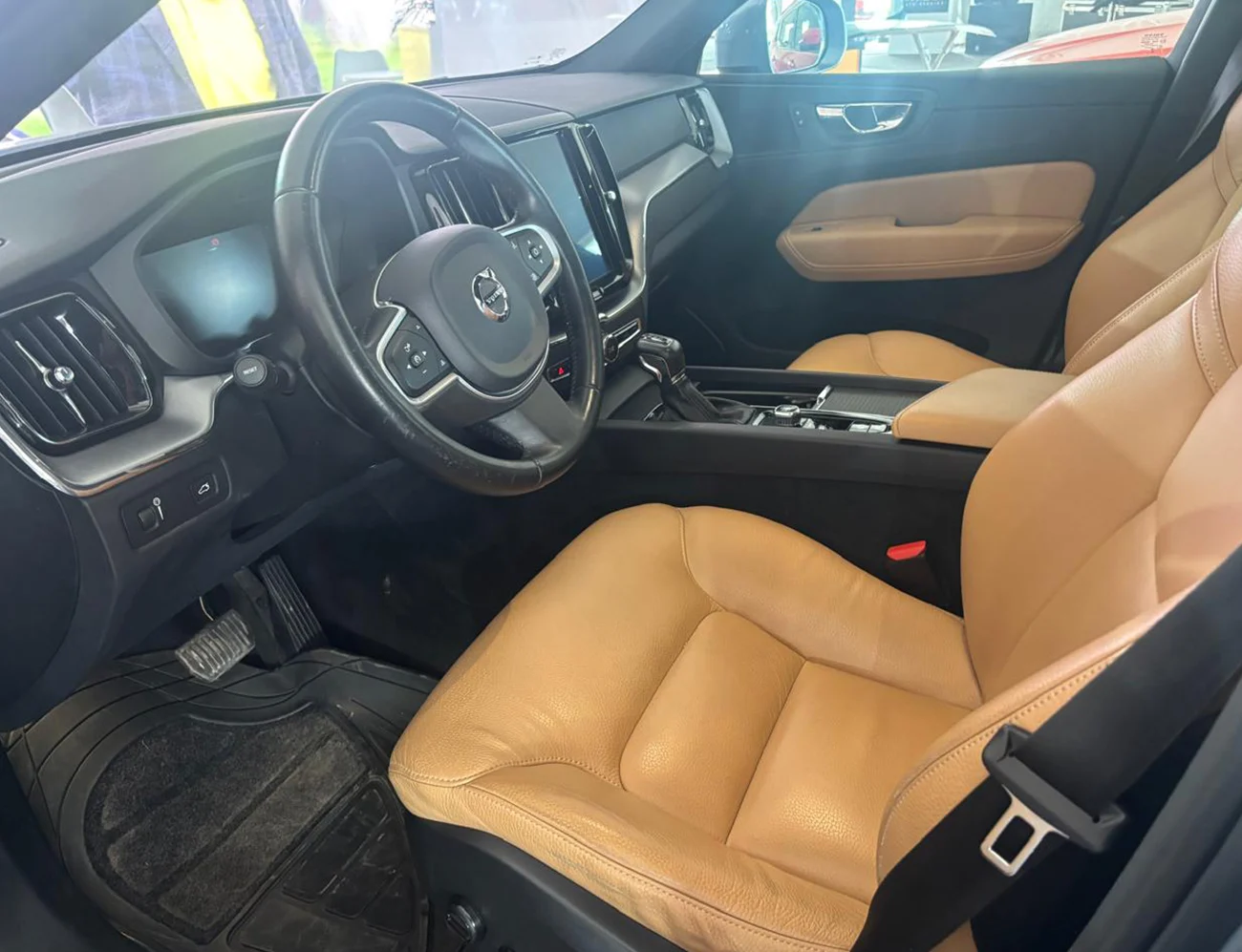 Volvo XC60 2.0 D4 MOMENTUM