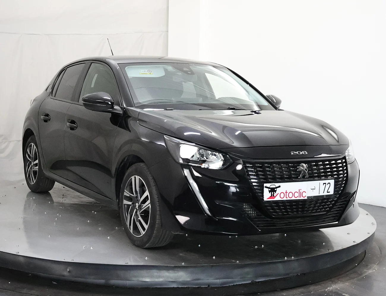 Peugeot 208 1.6 HDi 75 Active