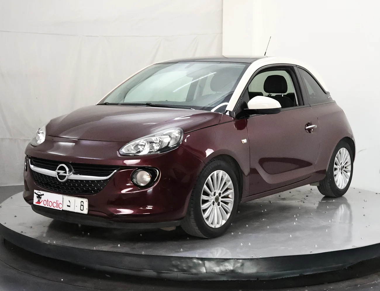 Opel Adam 1.2 Twinport Glam
