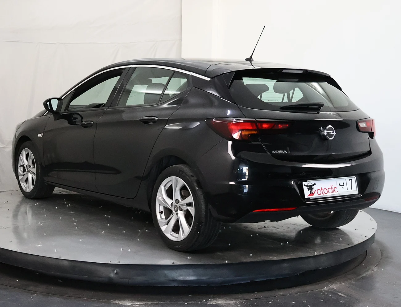 Opel Astra 1.6 CDTi 136 Enjoy