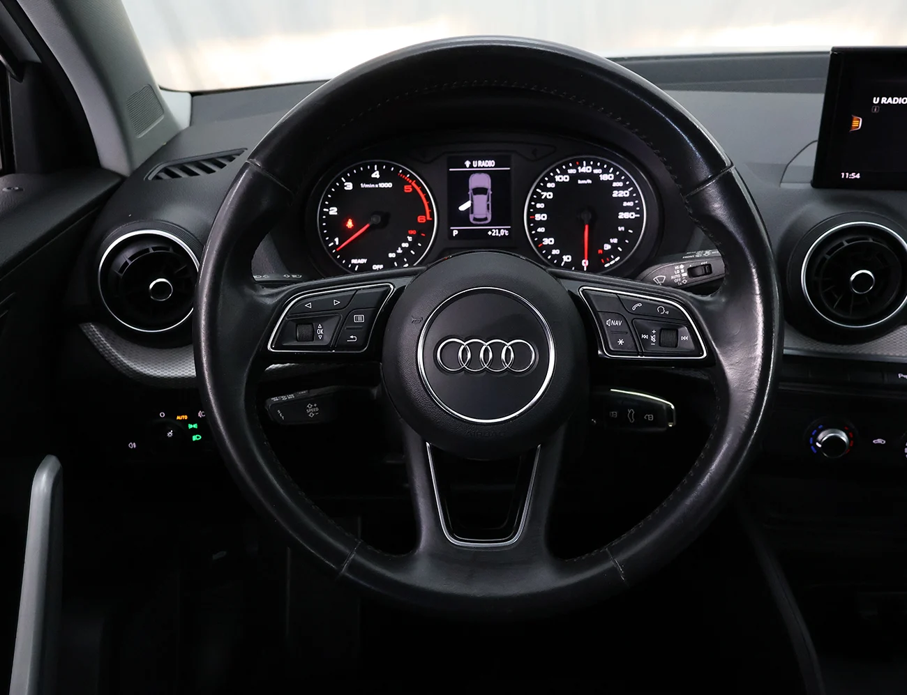 Audi Q2 2.0 TDI 143 Design S-Tronic 6