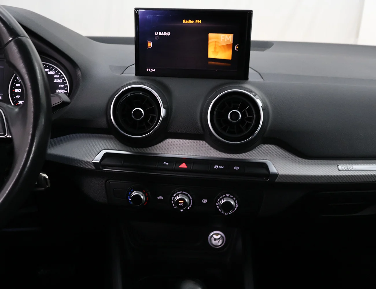 Audi Q2 2.0 TDI 143 Design S-Tronic 6