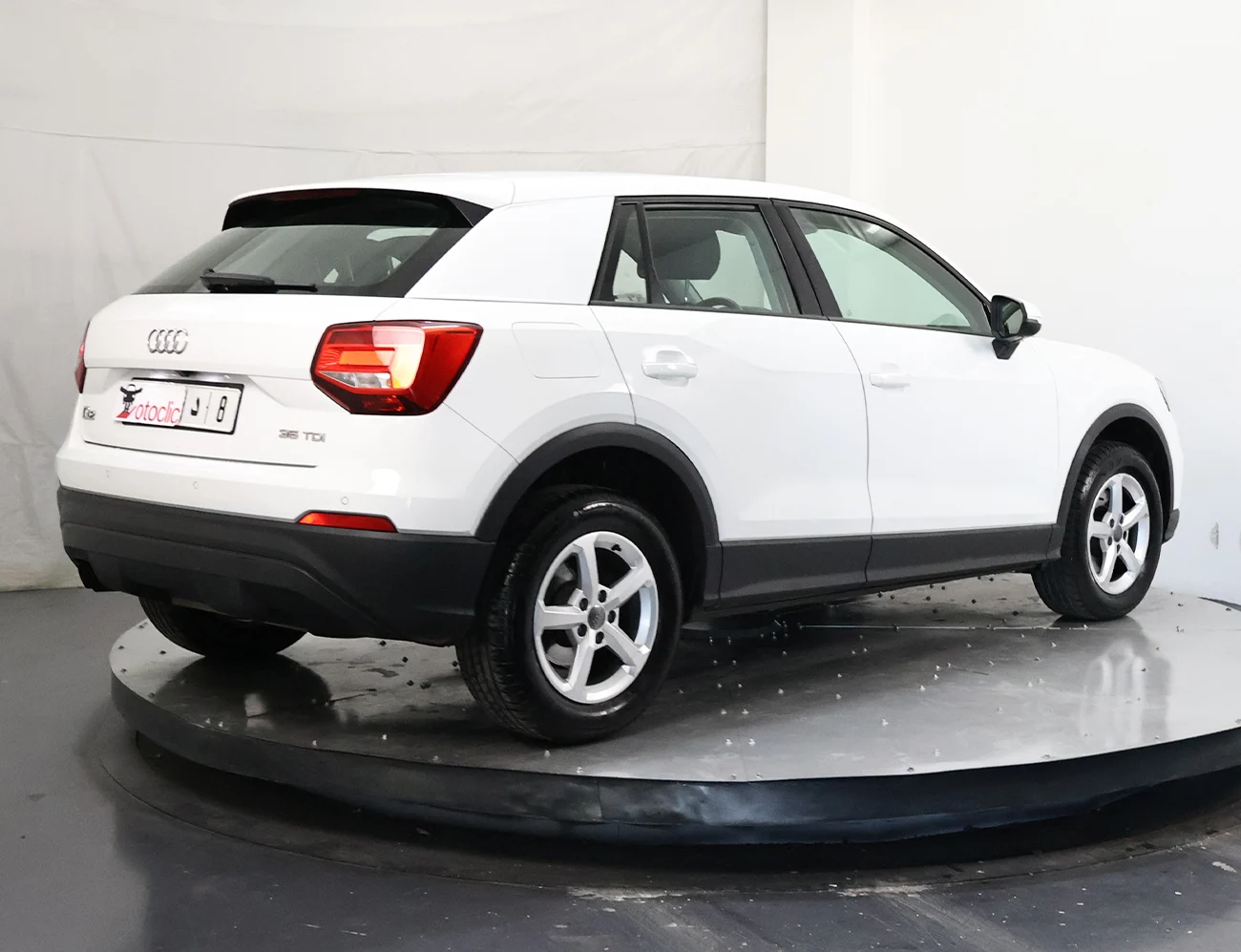 Audi Q2 2.0 TDI 143 Design S-Tronic 6