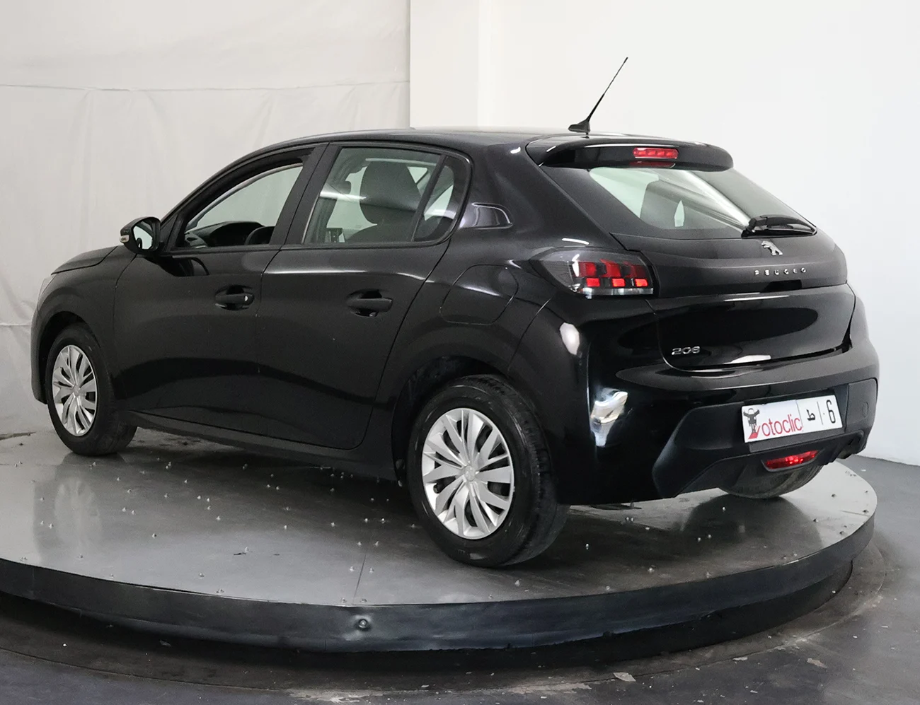 Peugeot 208 1.2 Like Clim
