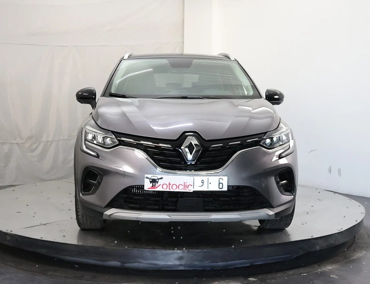 Renault Captur 1.3 Tce 130 EDC Intens