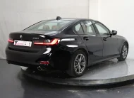 BMW Série 3 318d Lounge