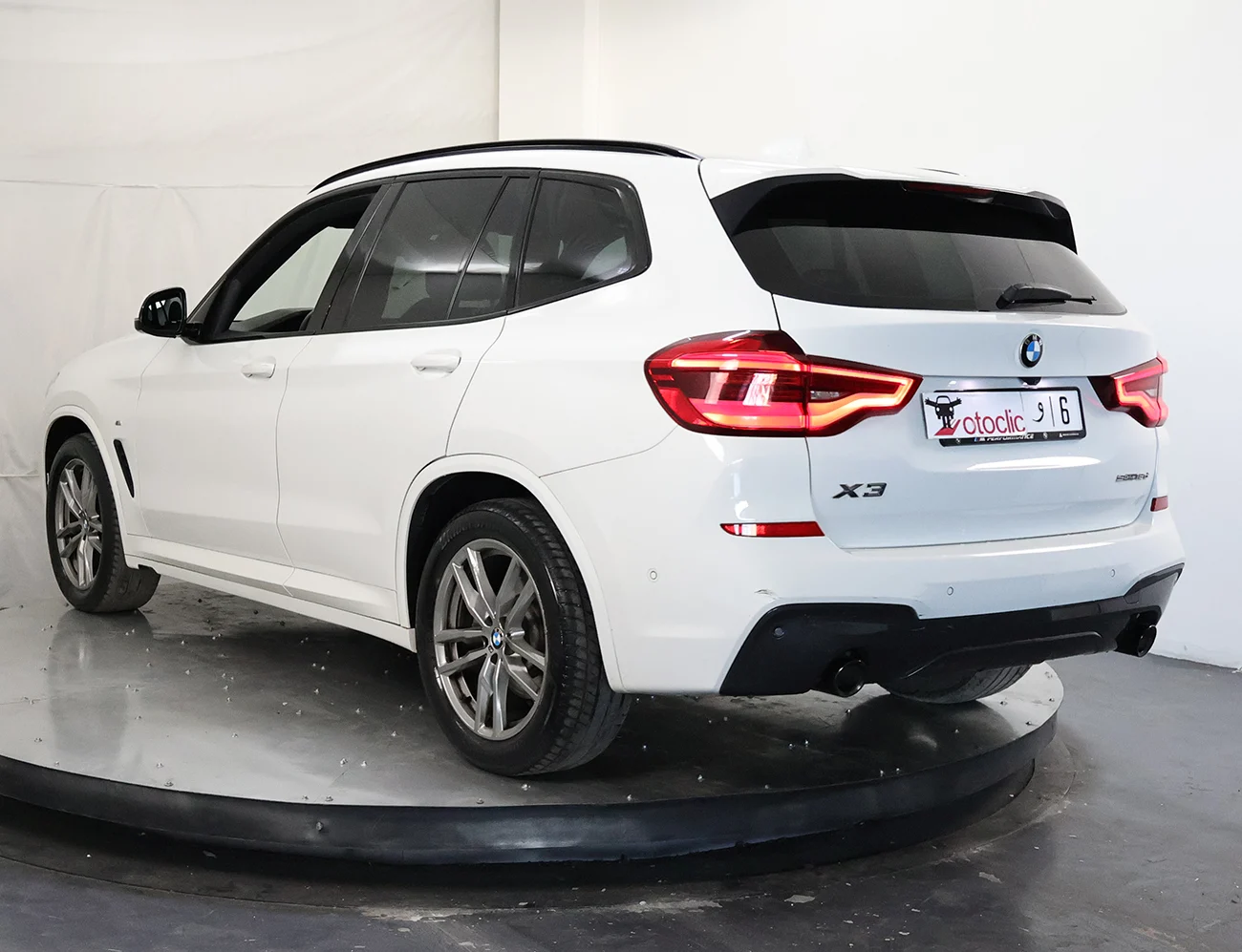 BMW X3 sDrive 18d Pack M