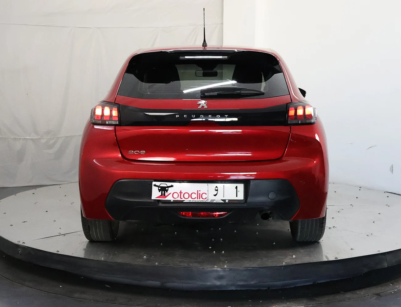 Peugeot 208 1.6 Allure