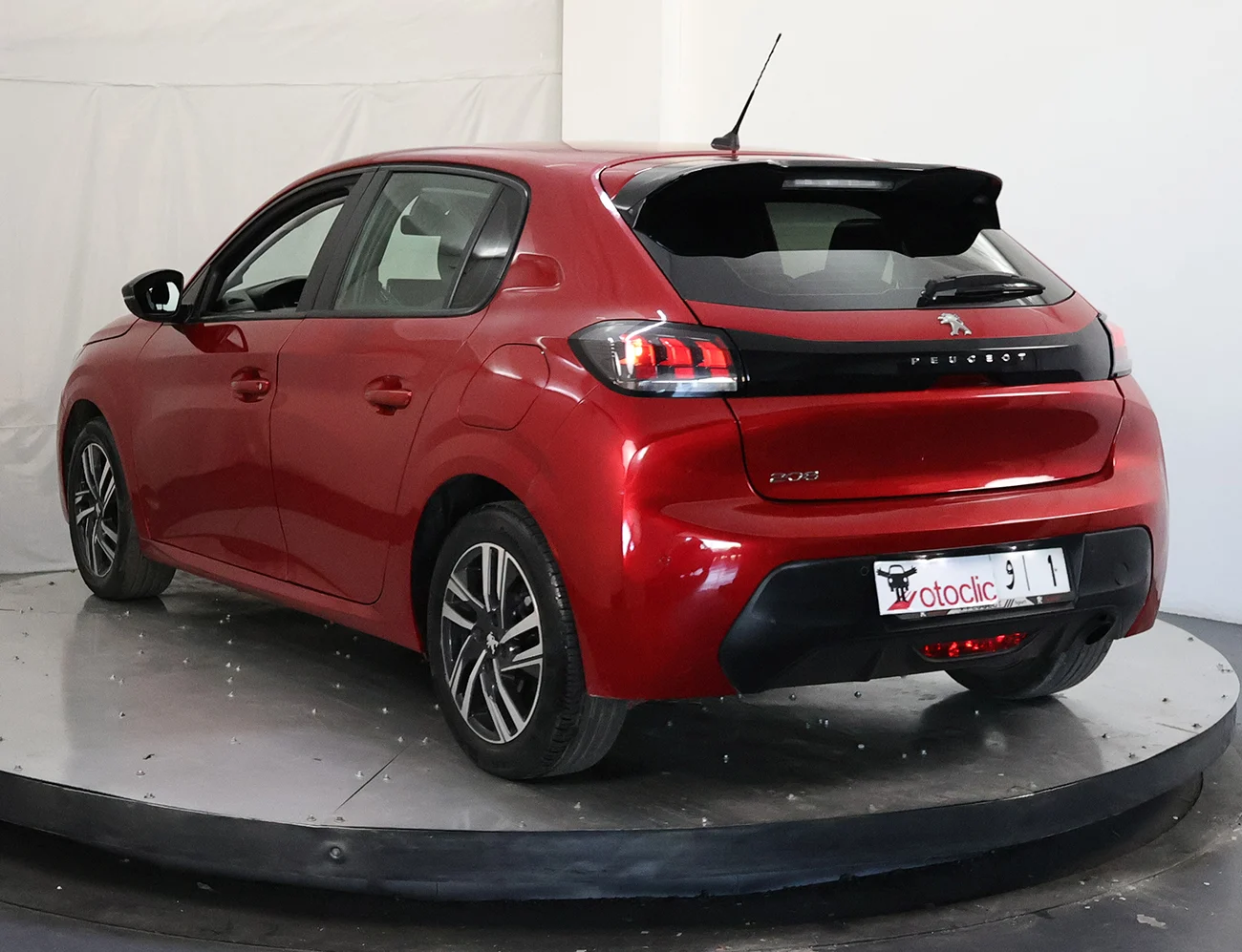 Peugeot 208 1.6 Allure