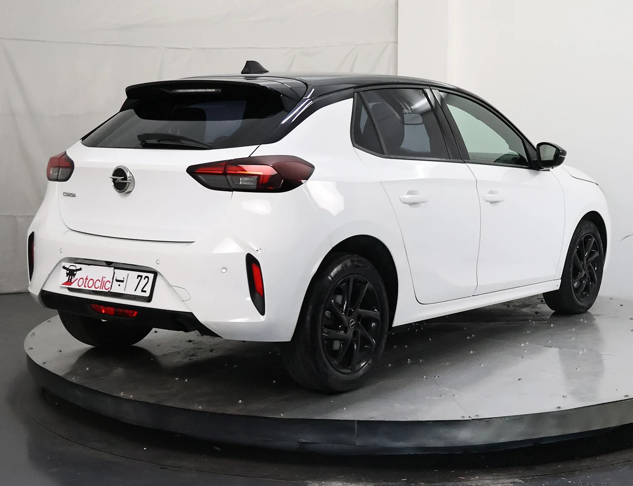 Opel Corsa 1.5 D 102 GS line