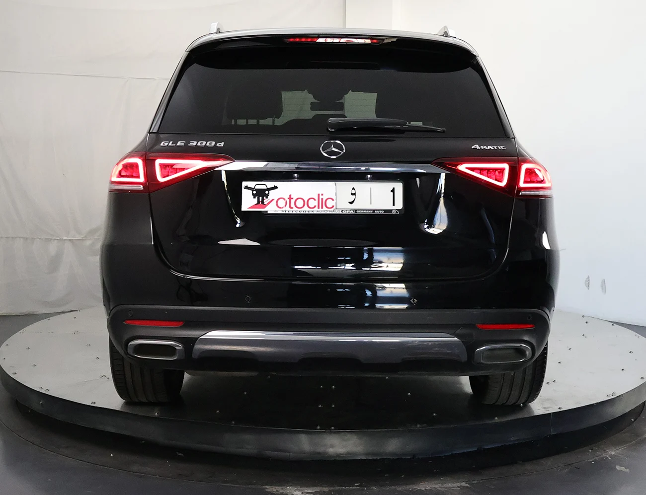 Mercedes-Bnez GLE 300 d 4MATIC Luxury