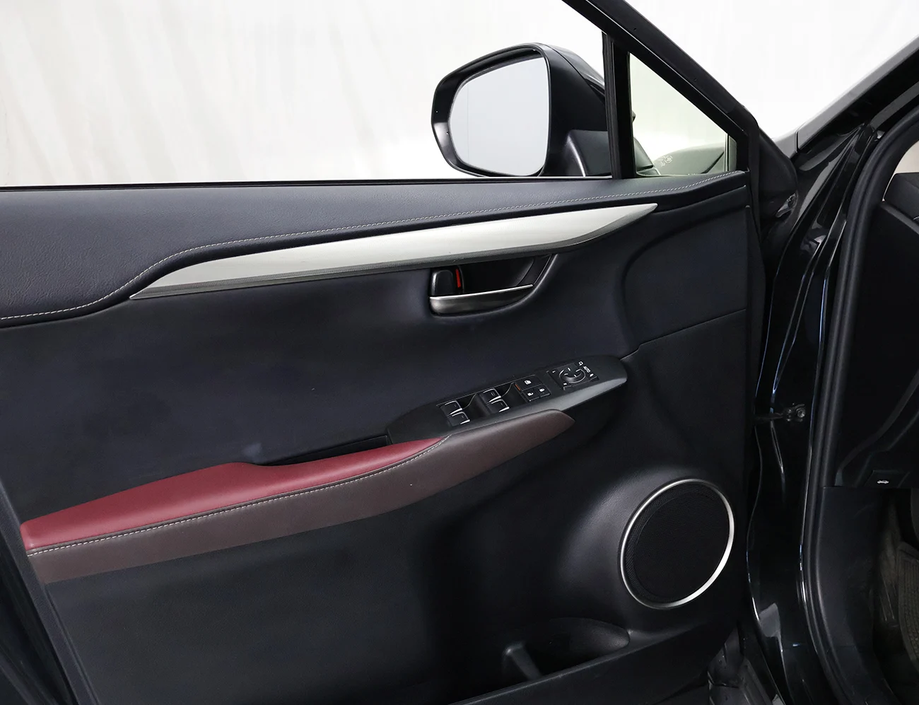 Lexus NX300h Luxury