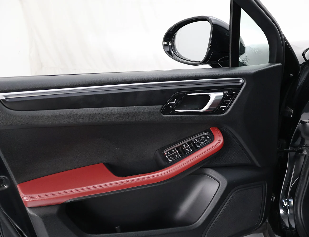 Porsche Macan Base