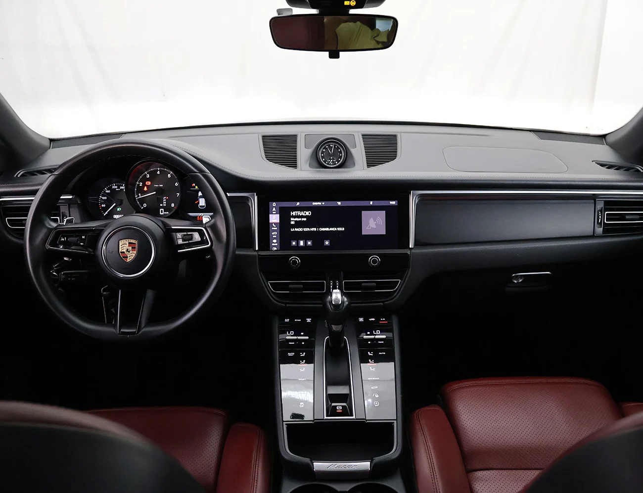 Porsche Macan Base