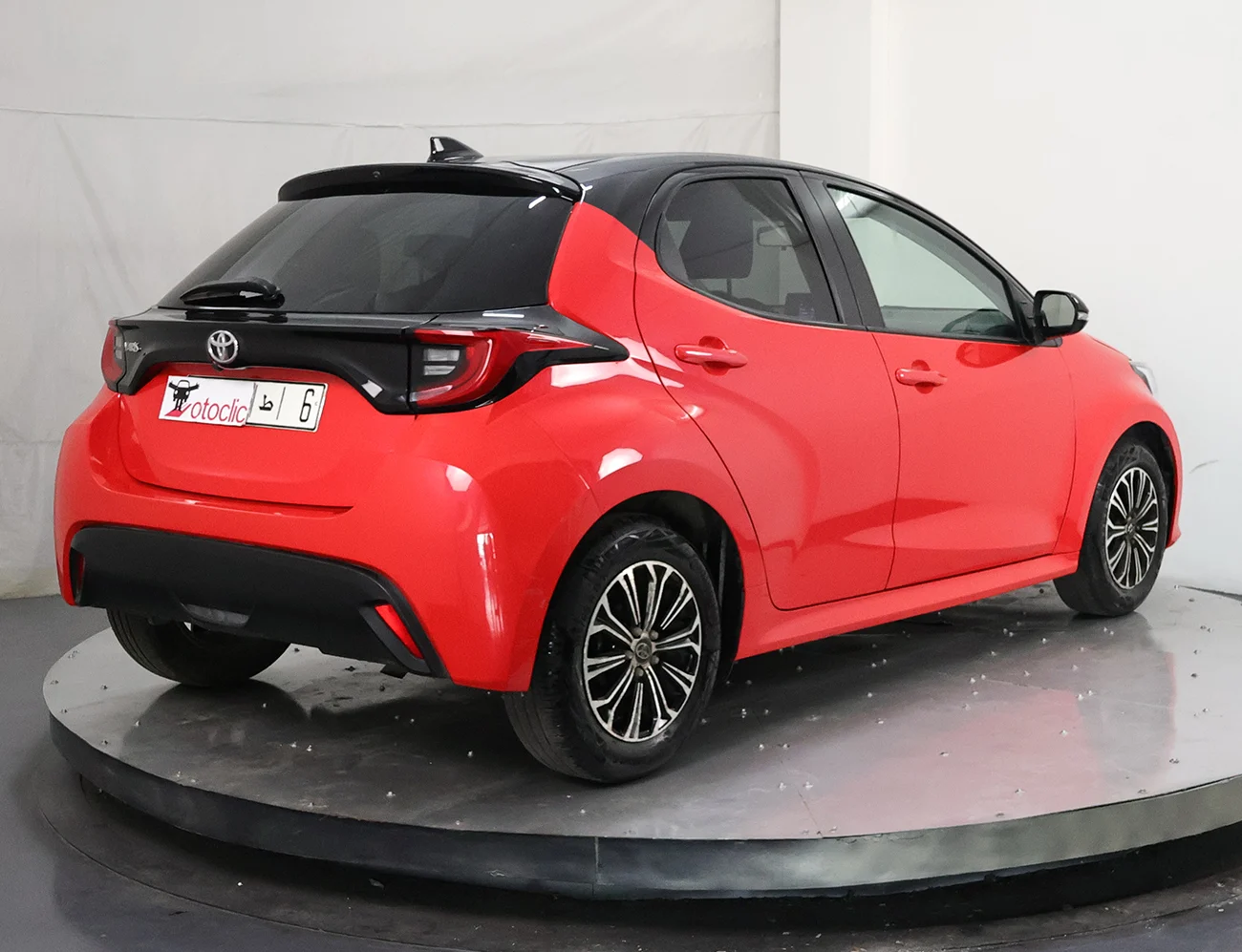 Toyota Yaris 1.0 VVT-i 71 Distinctive+