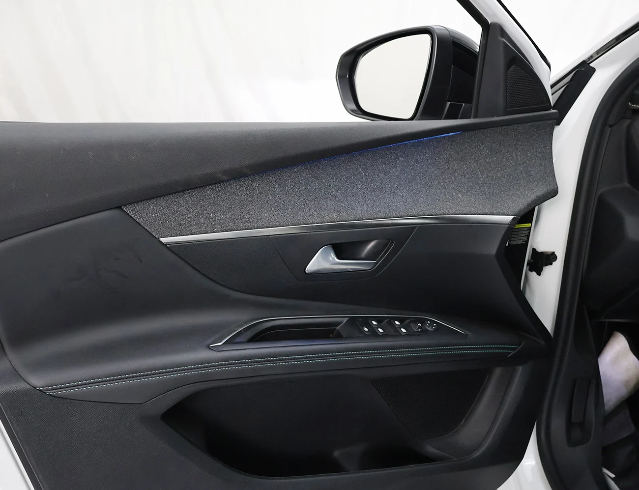 Peugeot 3008 2.0 HDi150 EAT8 Allure