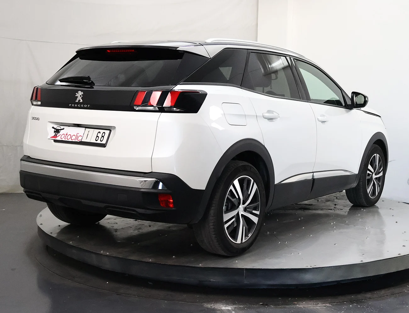 Peugeot 3008 2.0 HDi150 EAT8 Allure