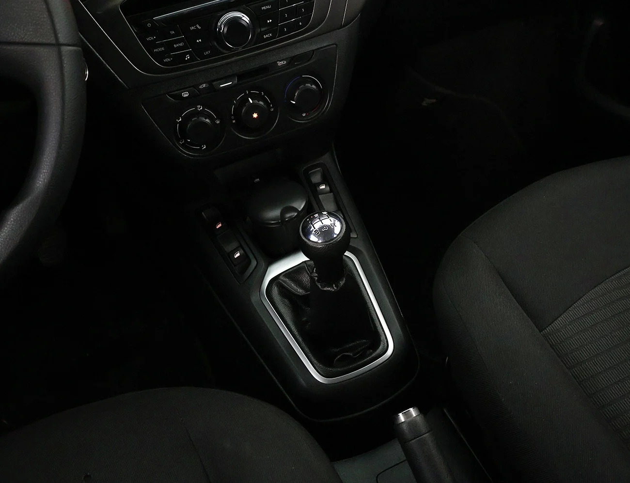 Peugeot 301 1.6 HDi Allure