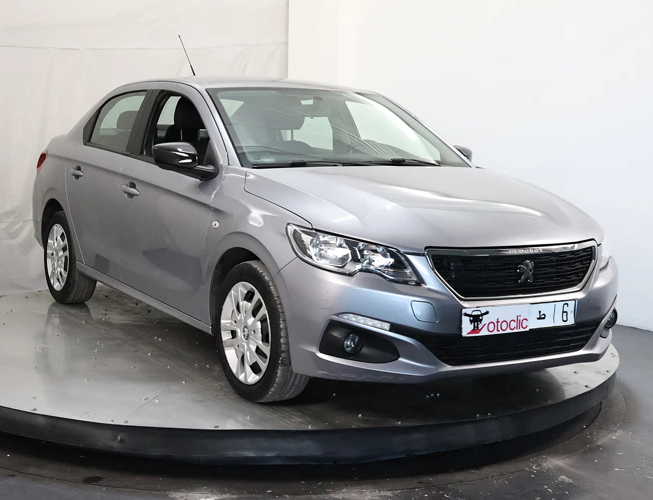 Peugeot 301 1.6 HDi Allure