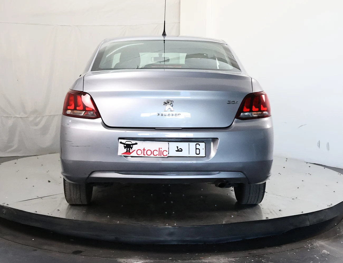 Peugeot 301 1.6 HDi Allure