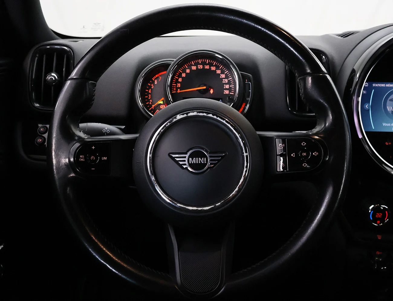 Mini COOPER COUNTRYMAN