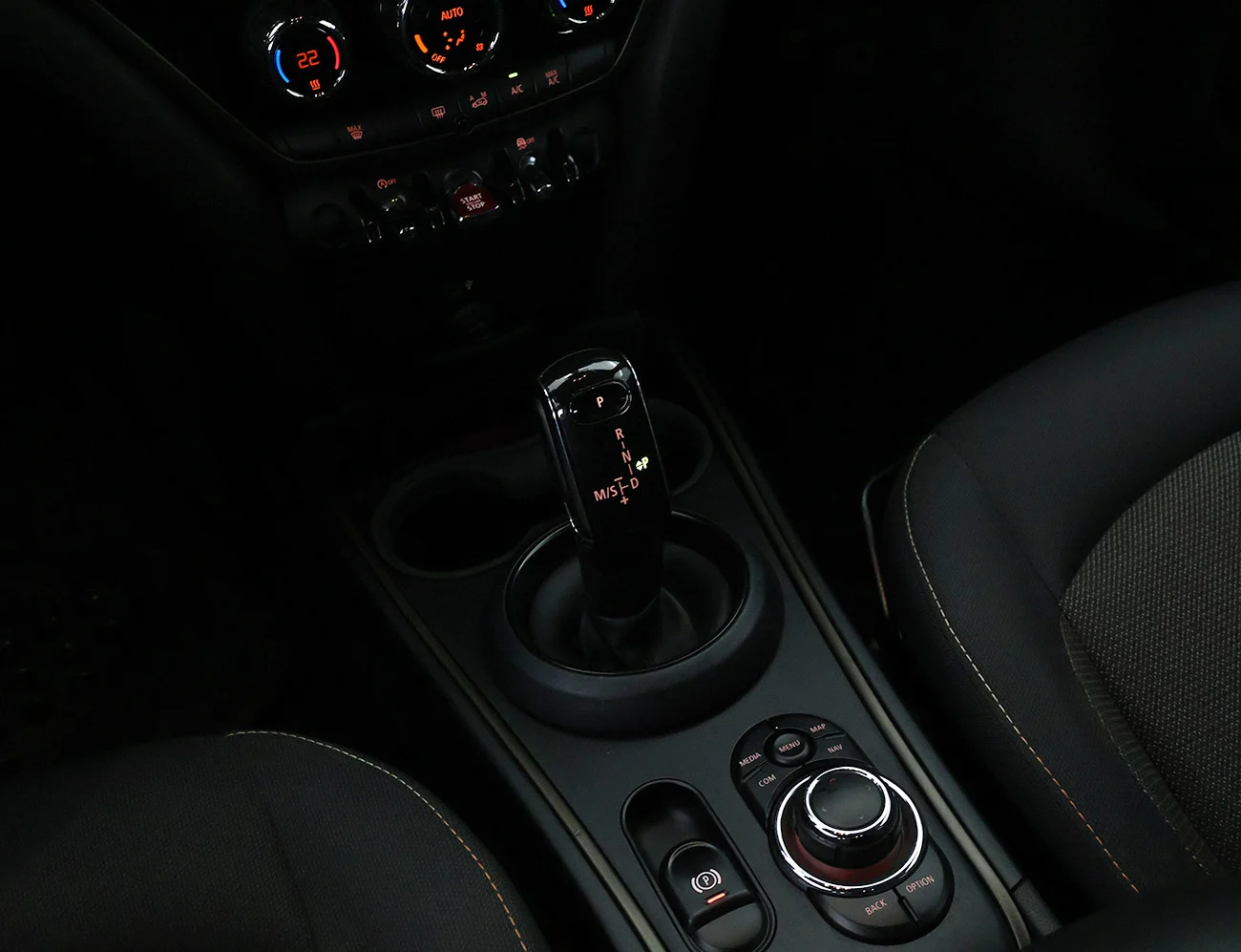 Mini COOPER COUNTRYMAN