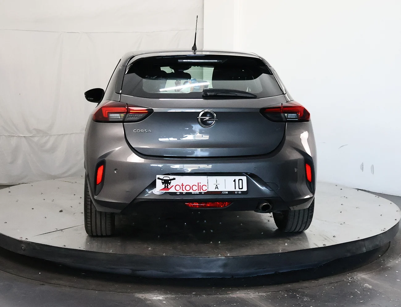Opel Corsa 1.5 D 102 GS line