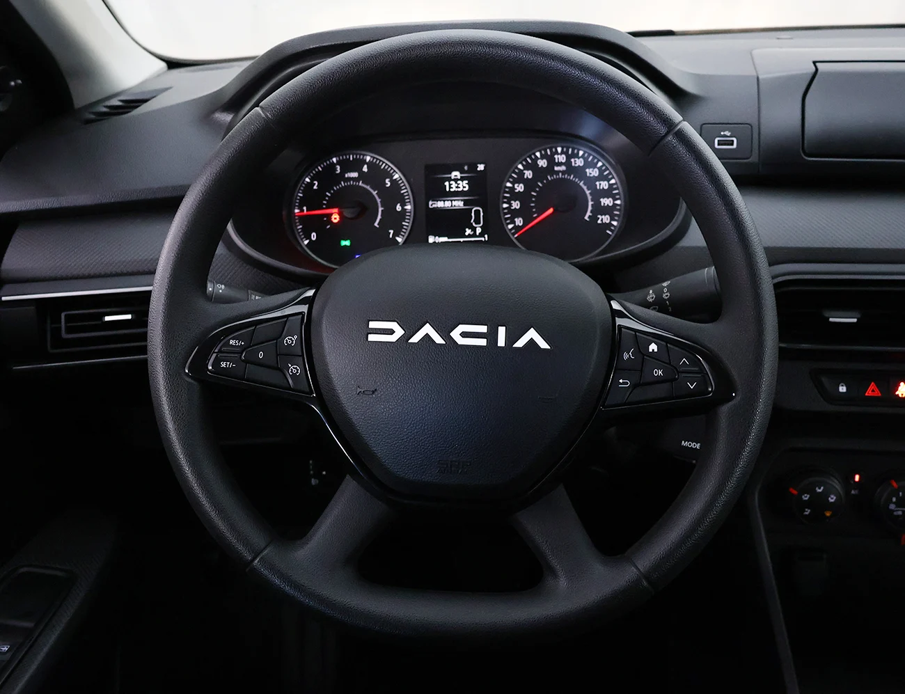 Dacia Logan 1.0 Tce 100 CVT Essentiel