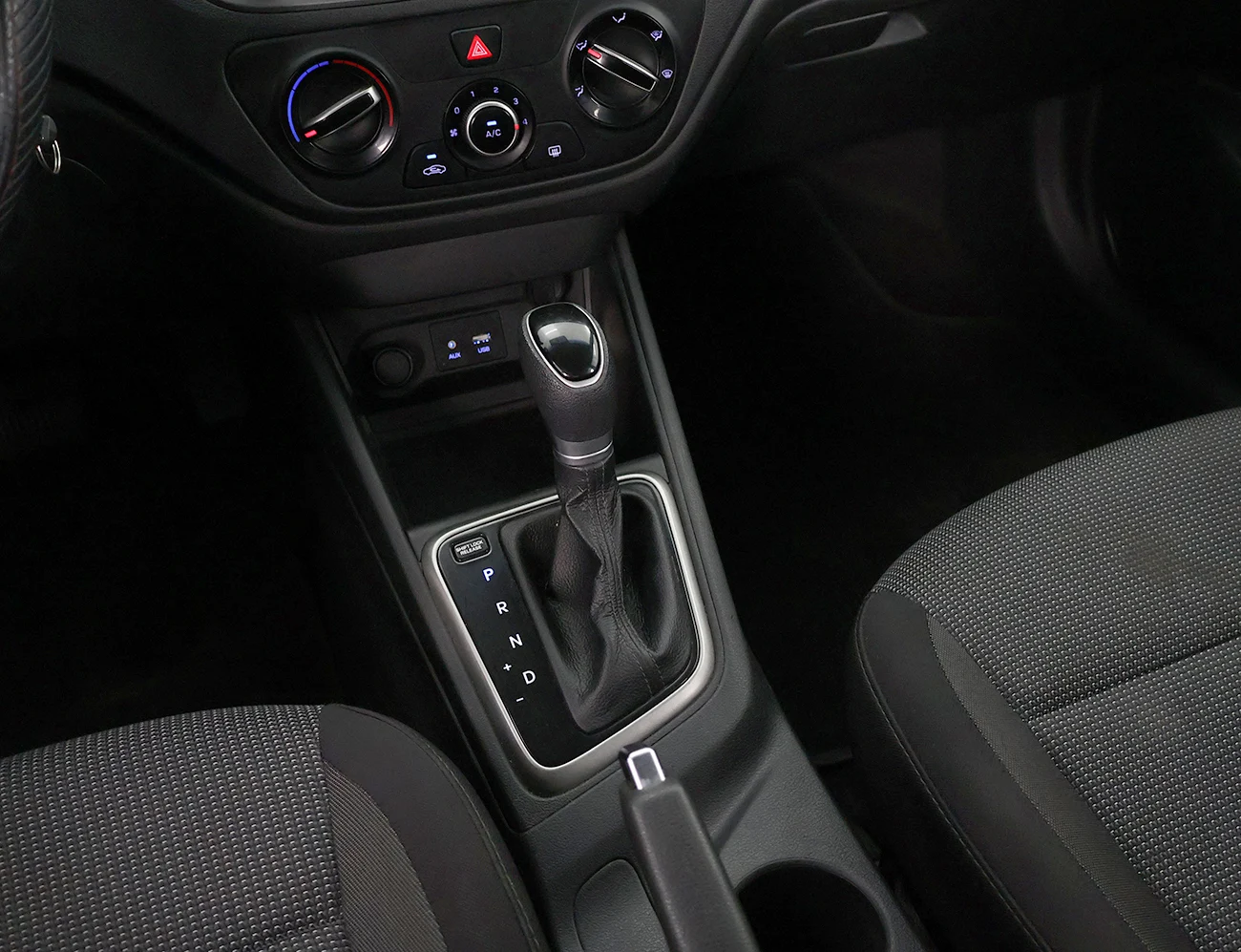 Hyundai Accent 1.5 U2 VGT 115 BVA Attractive