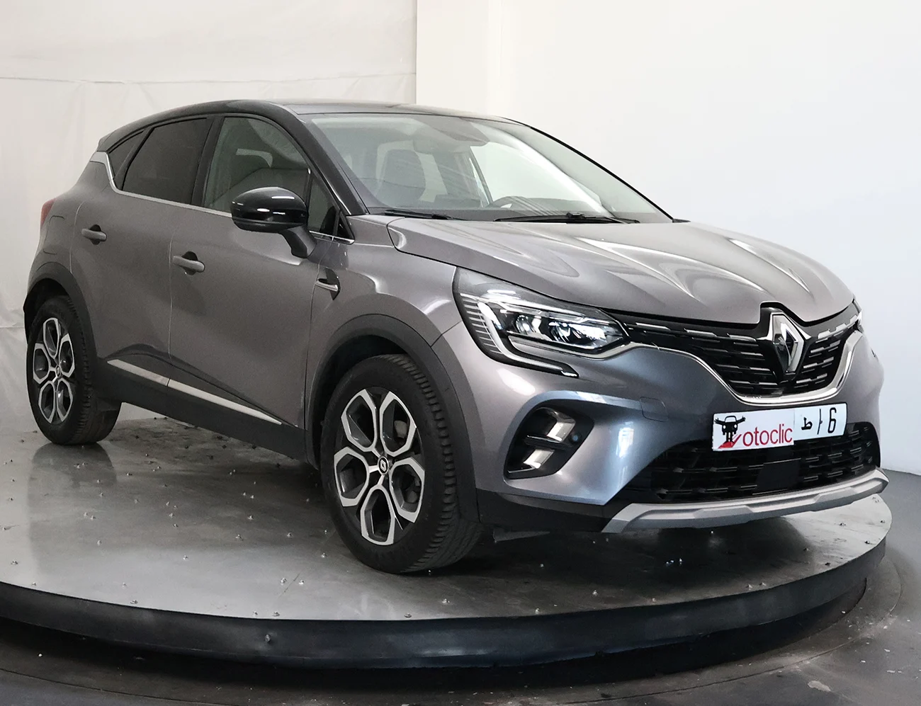 Renault Captur 1.3 Tce 130 EDC Intens