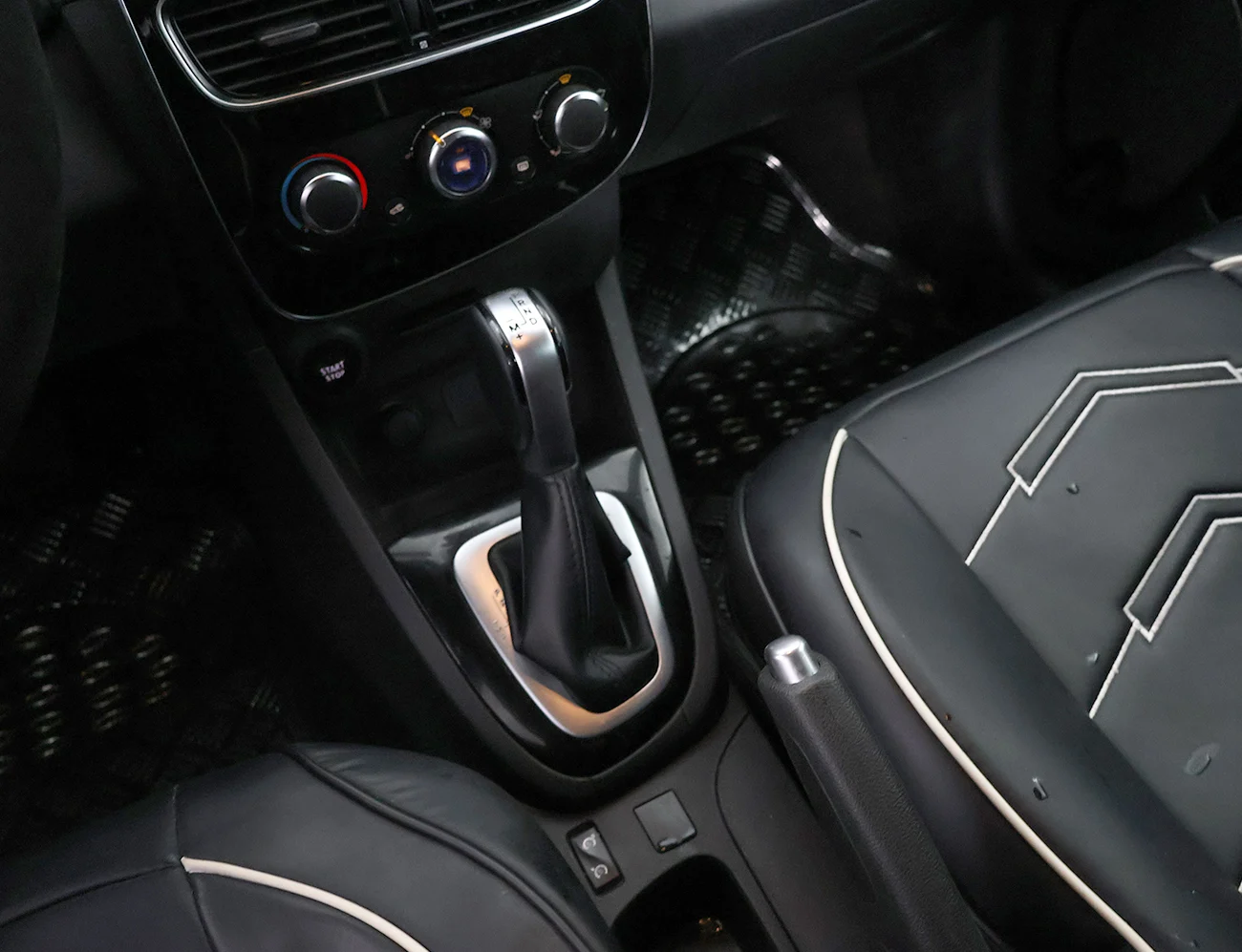 Renault Clio 1.5 dCi 90 Explore EDC