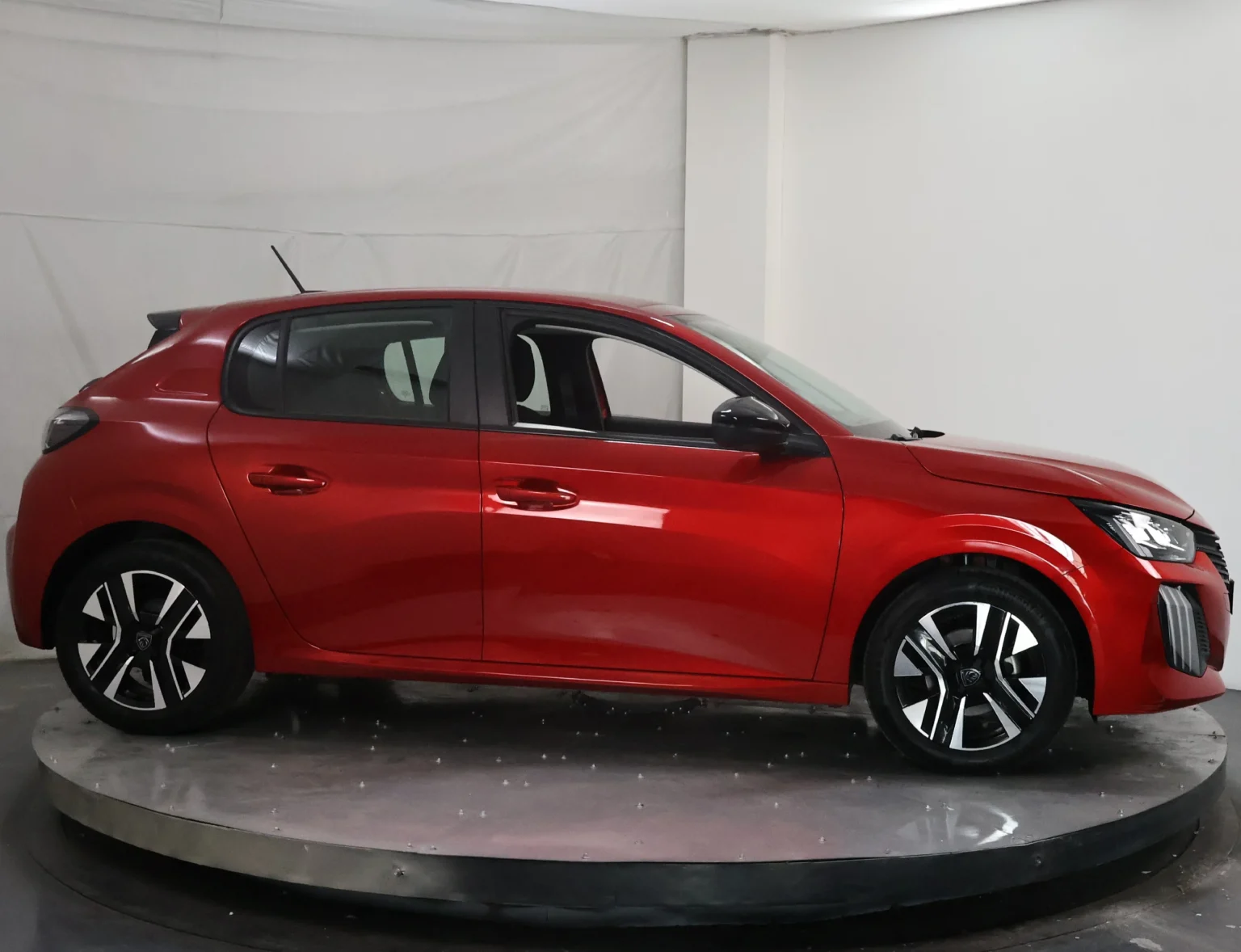 PEUGEOT 208 1.2 PureTech Active