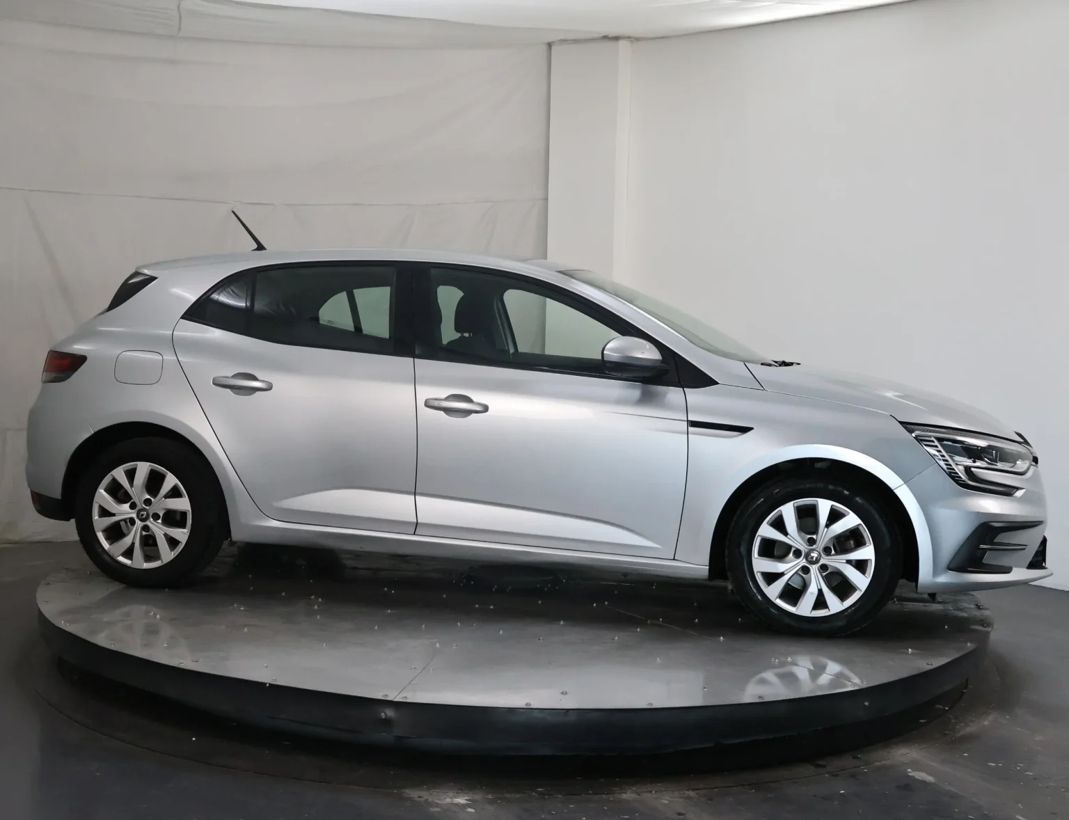 RENAULT Megane 1.5 dCi 110 Explore EDC