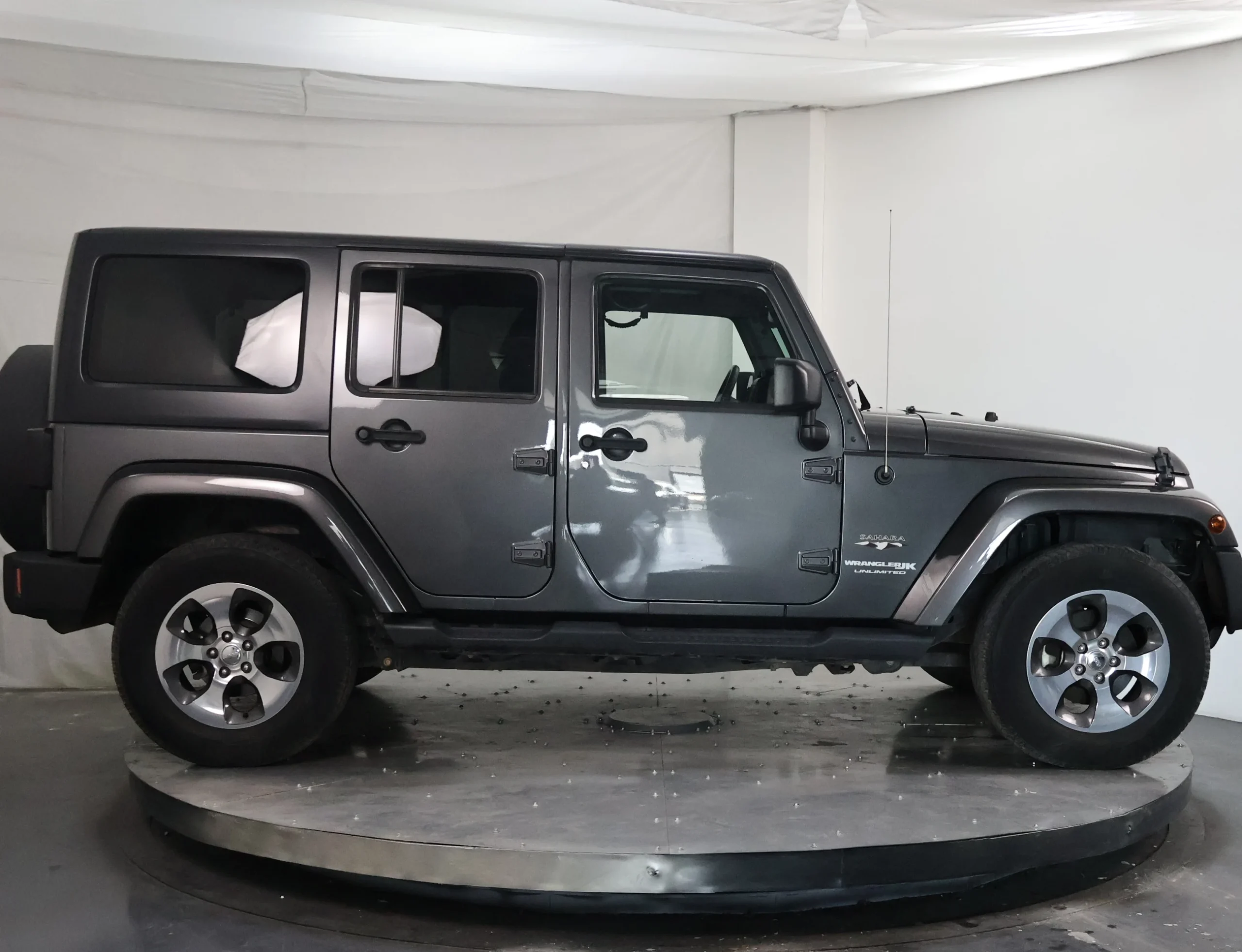 JEEP Wrangler 2.8 Sahara