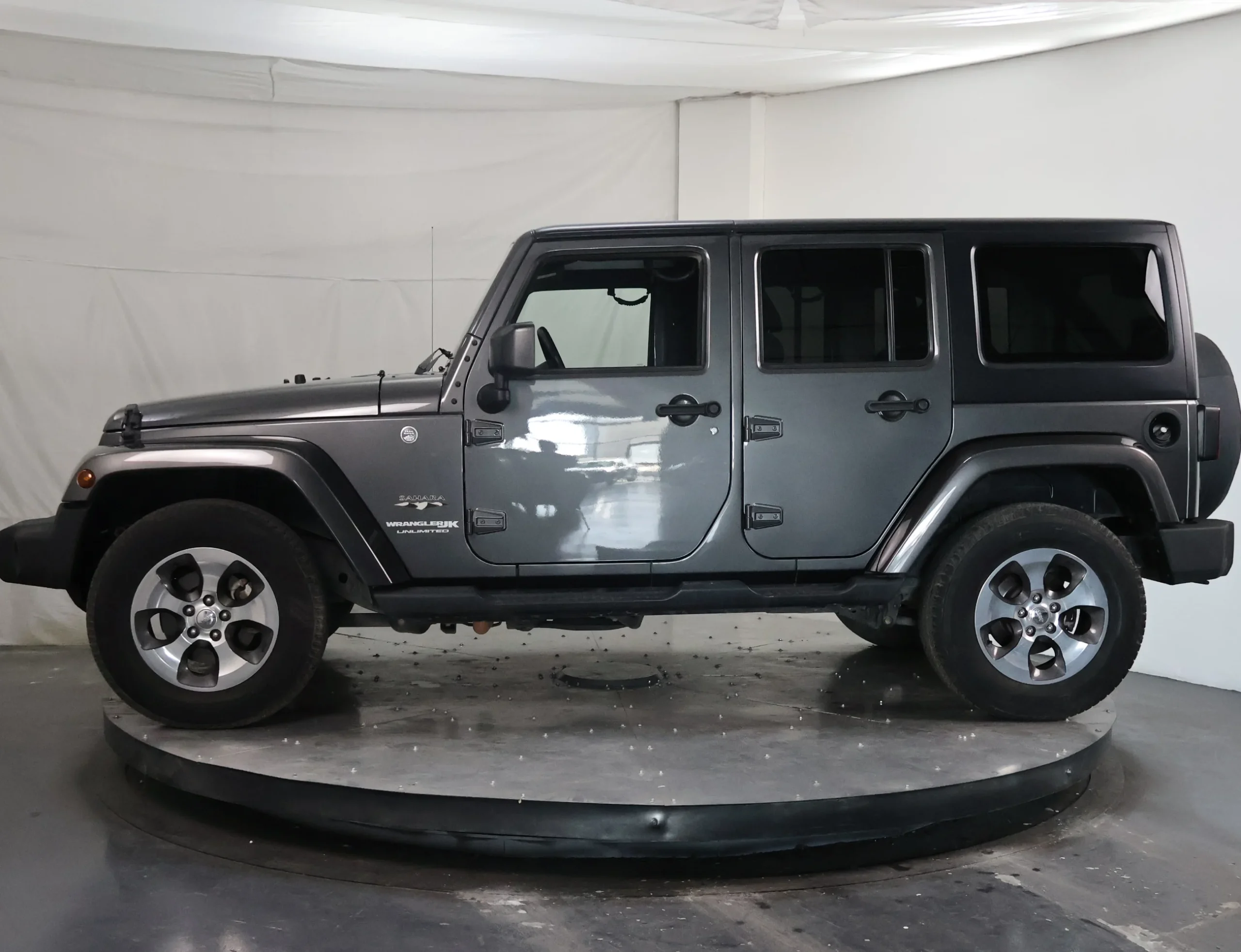 JEEP Wrangler 2.8 Sahara