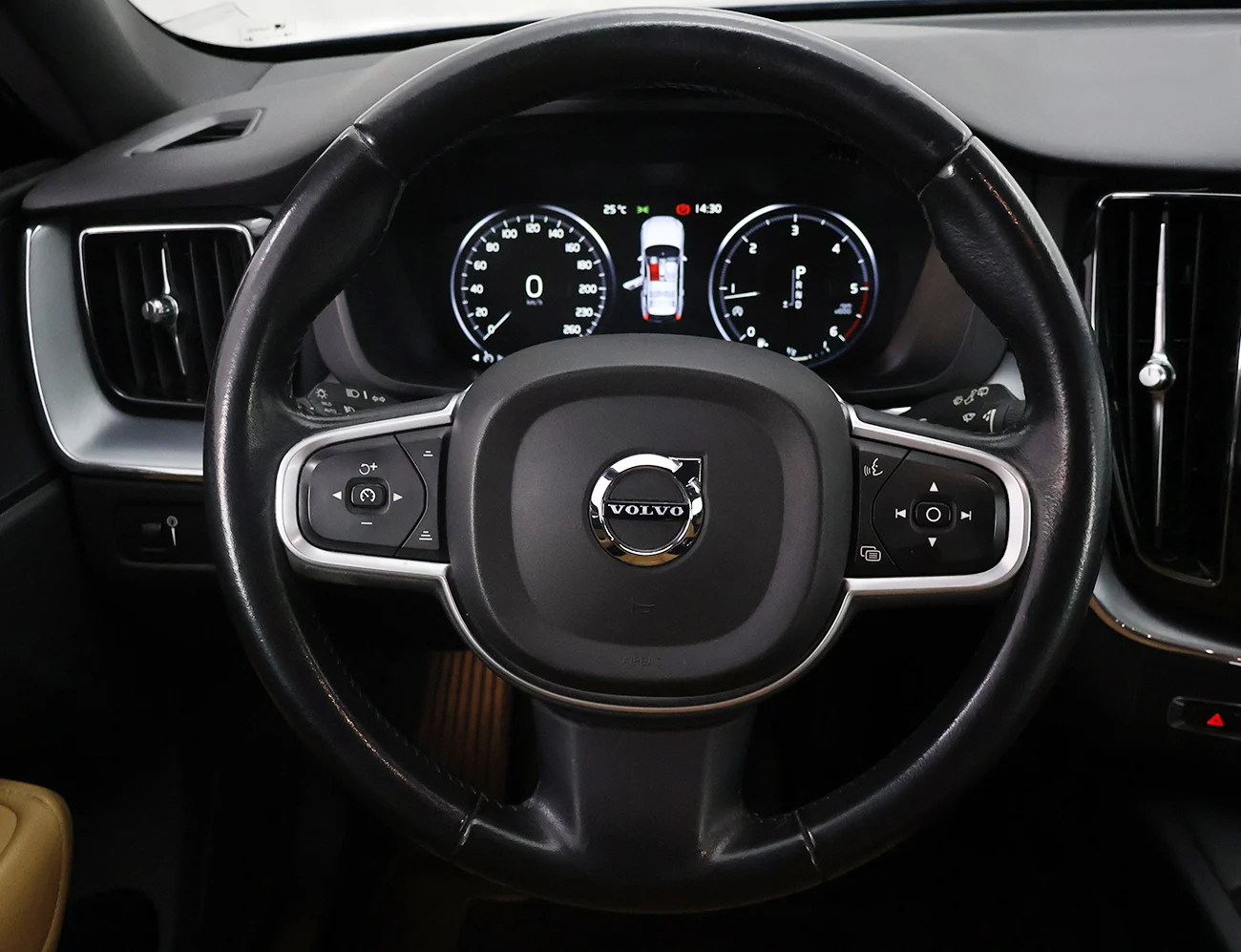 Volvo XC60 2.0 D4 MOMENTUM