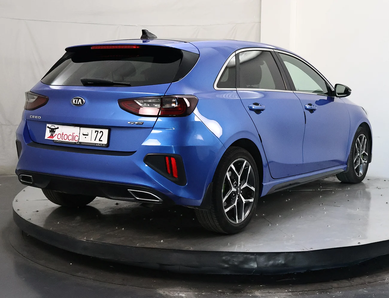 Kia Ceed 1.6 CRDi 136 MHEV GT Line