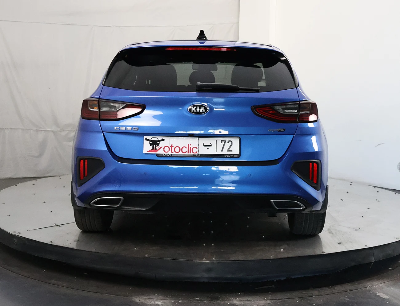 Kia Ceed 1.6 CRDi 136 MHEV GT Line