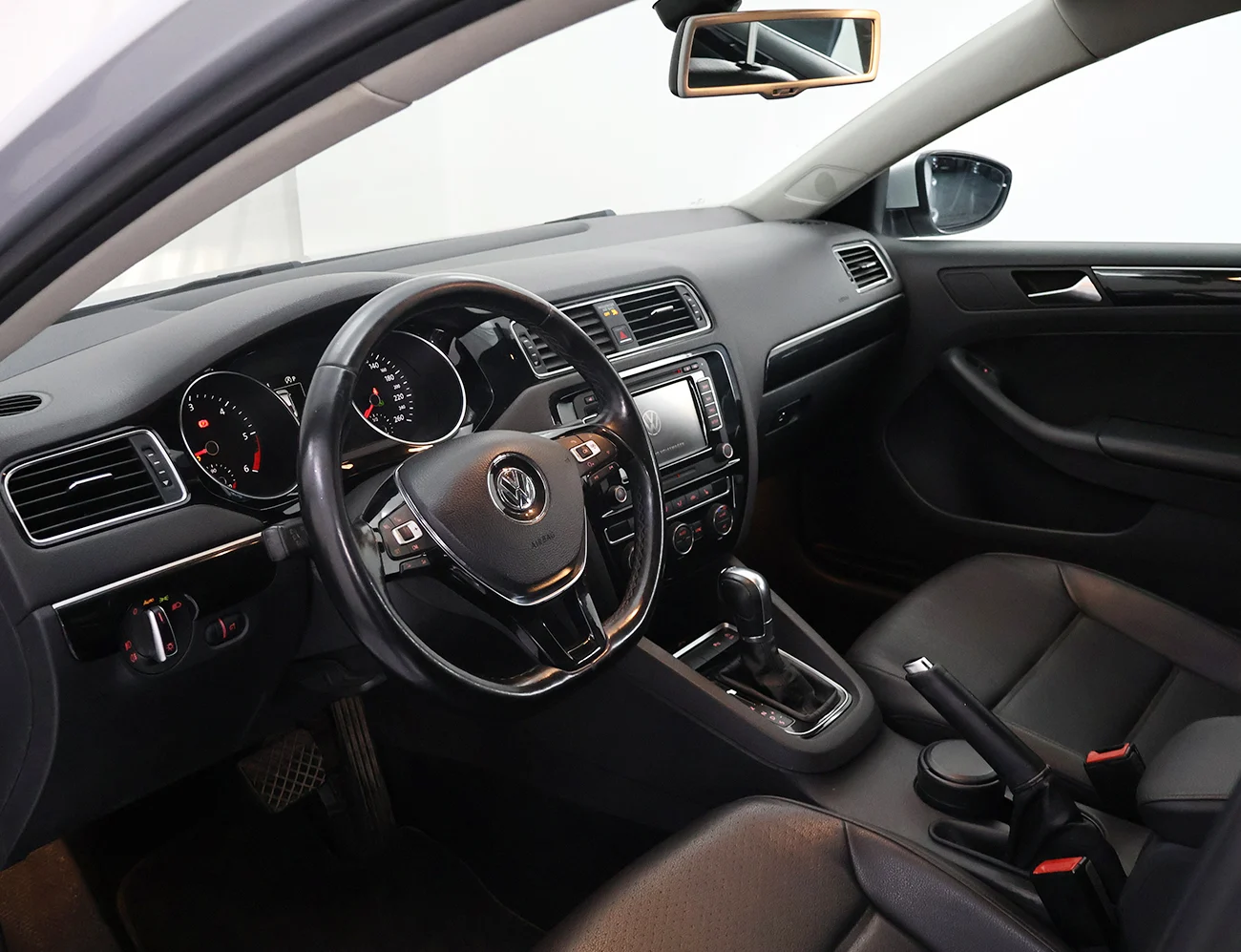 Volkswagen Jetta 2.0 tdi Highline White Edition