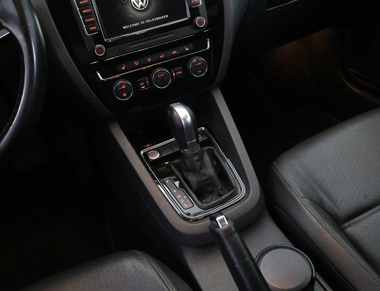 Volkswagen Jetta 2.0 tdi Highline White Edition