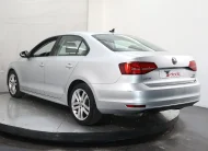 Volkswagen Jetta 2.0 tdi Highline White Edition