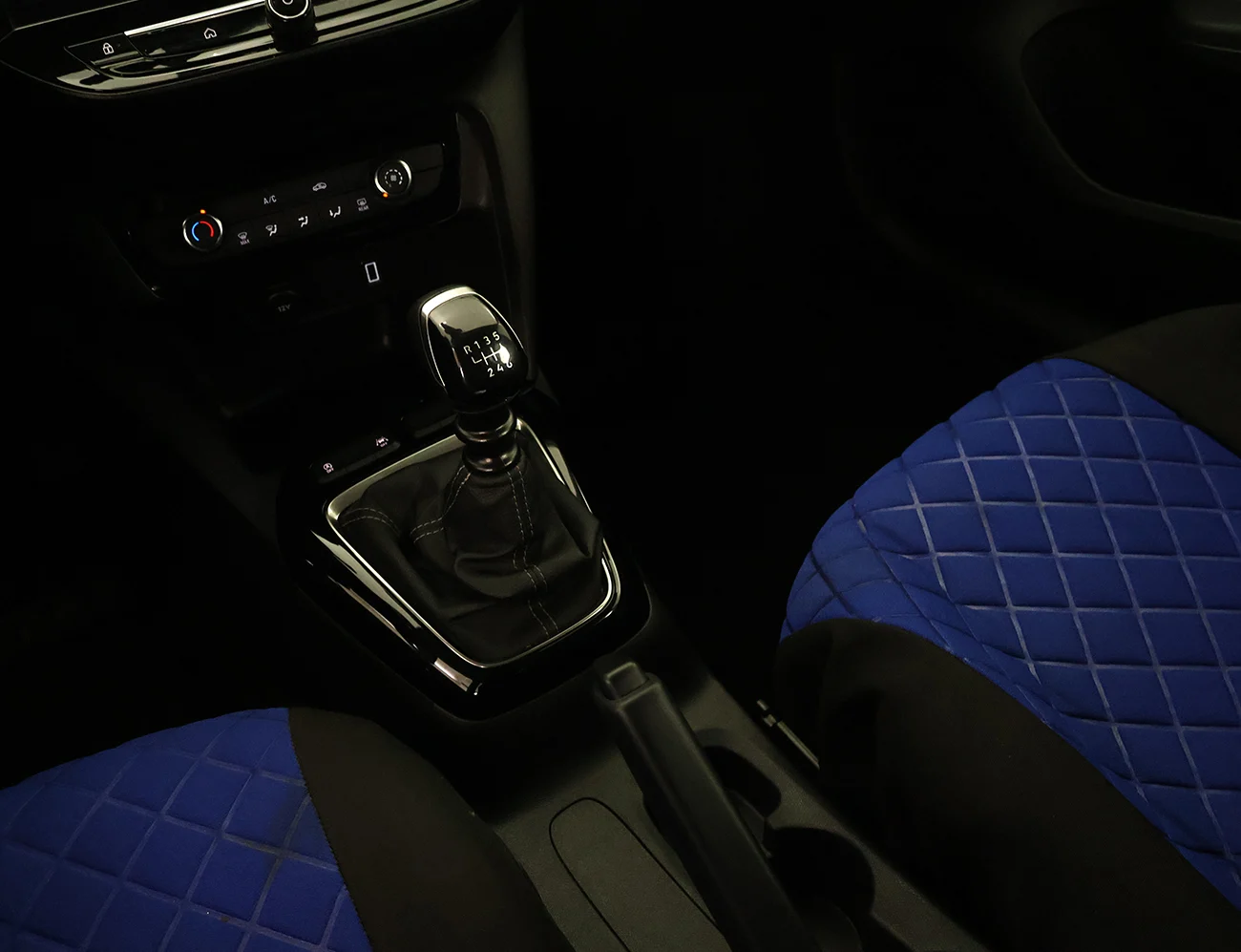 Opel Corsa 1.5 D 102 Edition